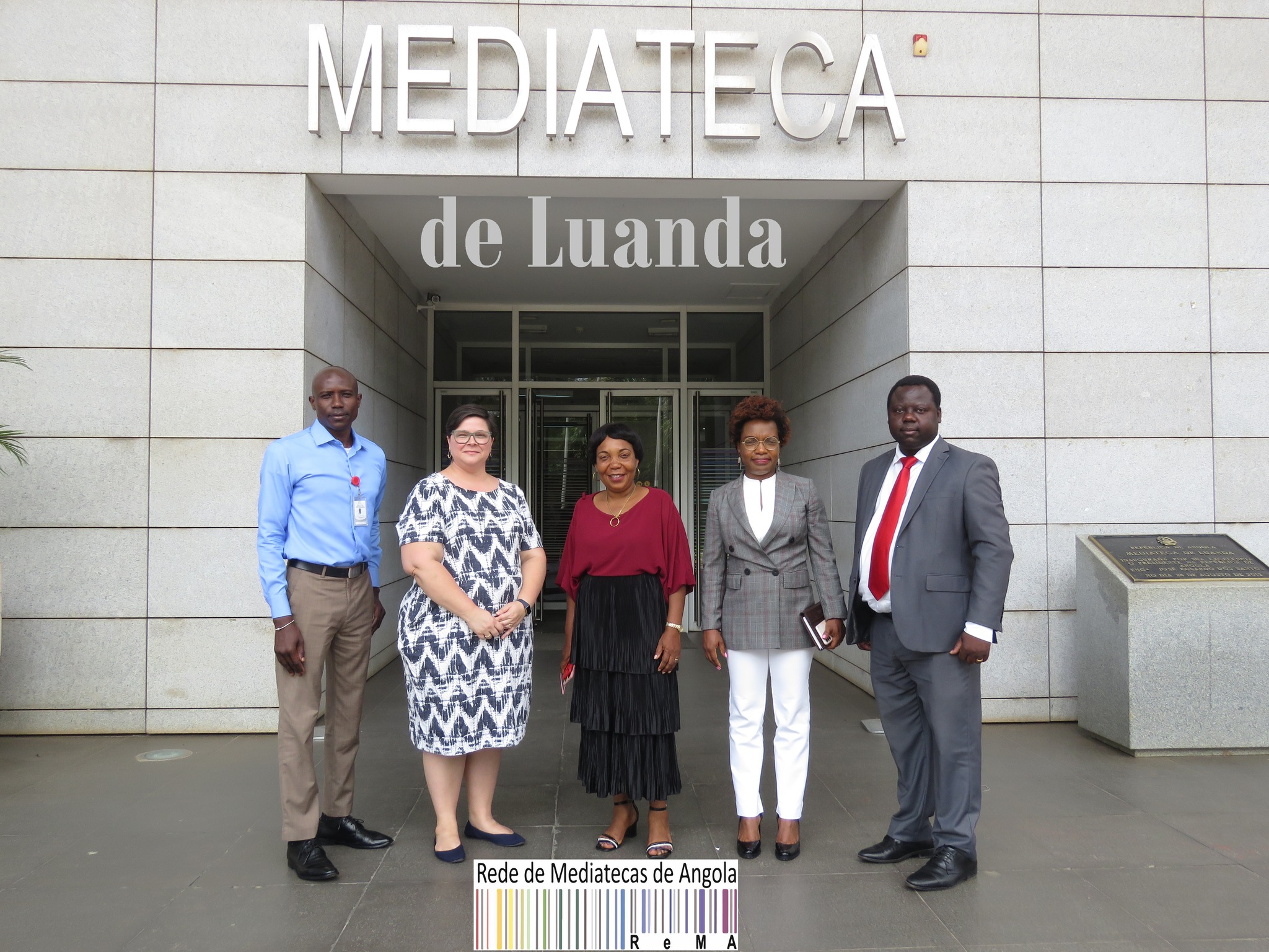 MEDIATECA DE LUANDA RECEBE VISITA DE MEMBROS DA EMBAIXADA DOS ESTADOS UNIDOS DA AMERICA