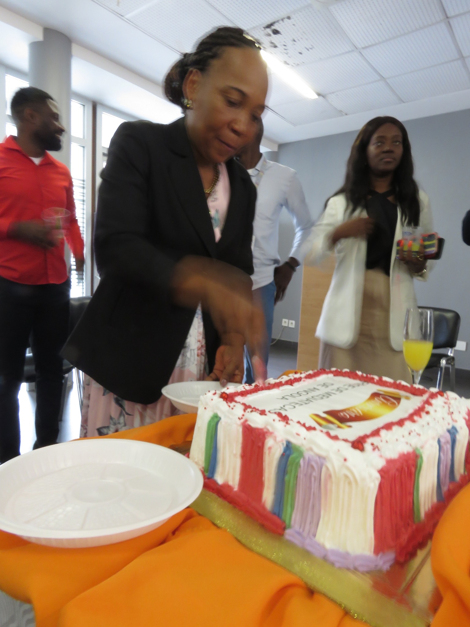 "FELIZ ANIVERSÁRIO REDE DE MEDIATECAS DE ANGOLA  , 11 ANOS DE EXISTÊNCIA "