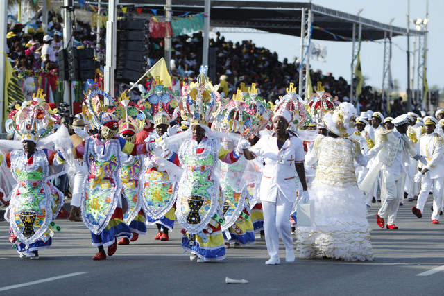 Empresários sensibilizados para apoiar grupos carnavalescos